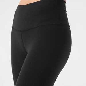 ALO Yoga Airbrush Legging